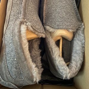 Ugg Men’s Ascot moccasin slippers